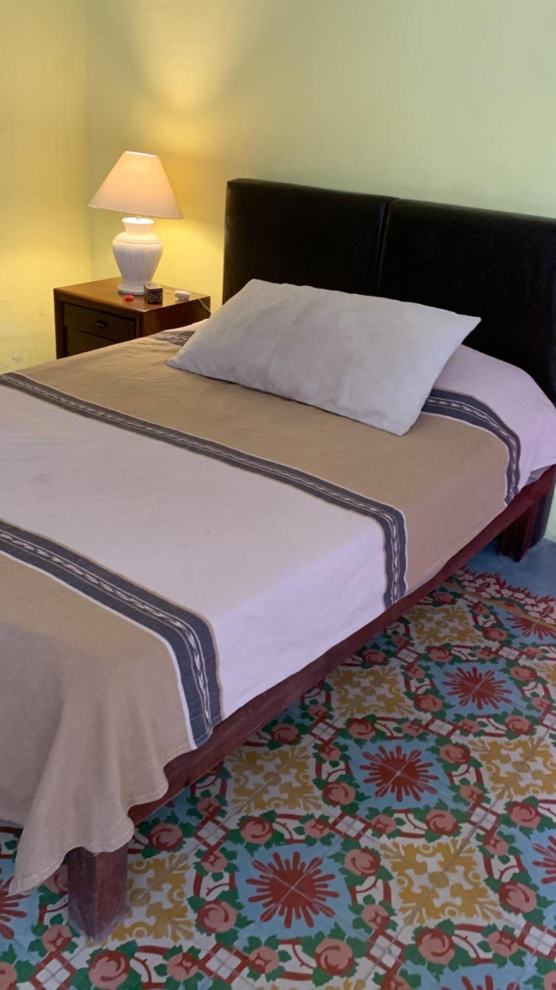 Bed and Breakfast Casa "La 44" Mérida Zewnętrze zdjęcie